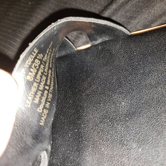 Vince Camuto Ydelle Crisscross Black Leather Slides Size size 8 M - Picture 8 of 8